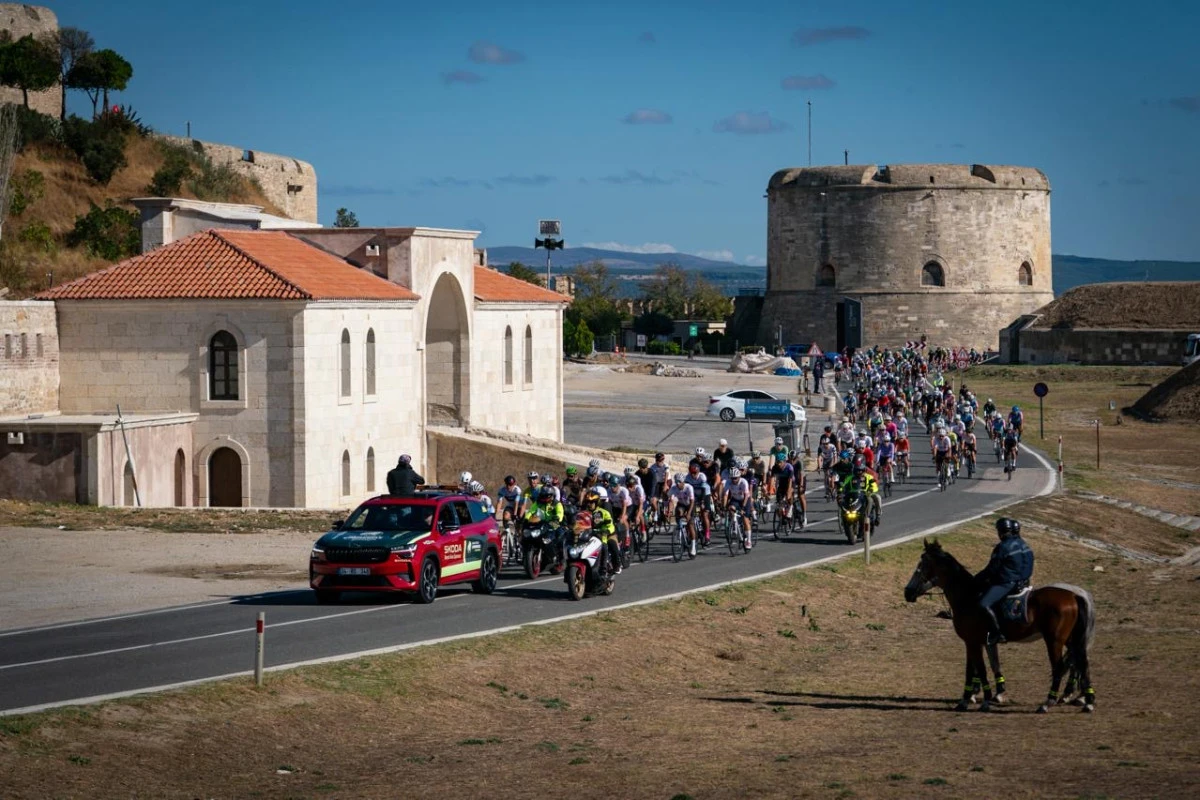 13 &Uuml;lkeden 924 Bisiklet&ccedil;inin Katıldığı İlk &Scaron;koda &Ccedil;anakkale Gran Fondo Tamamlandı