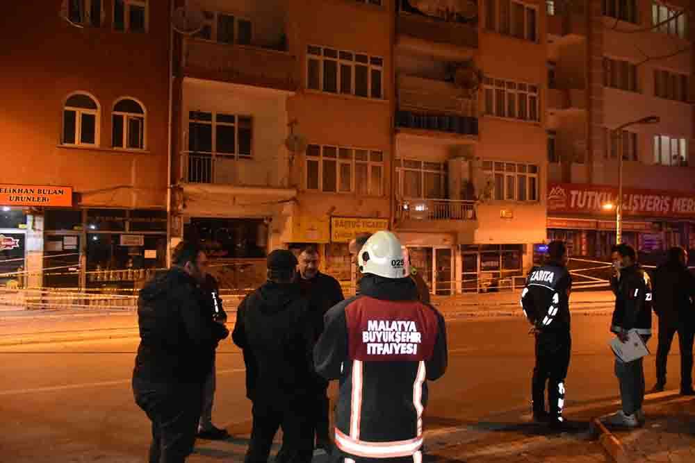 5 katlı bina tahliye edildi