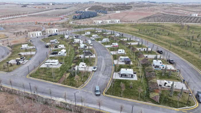 ABB&rsquo;den Kamp Tutkunlarına Yeni Bir Alan Daha, Ata &Ccedil;iftliği (Bakap) Karavan ve &Ccedil;adır Kamp Alanı