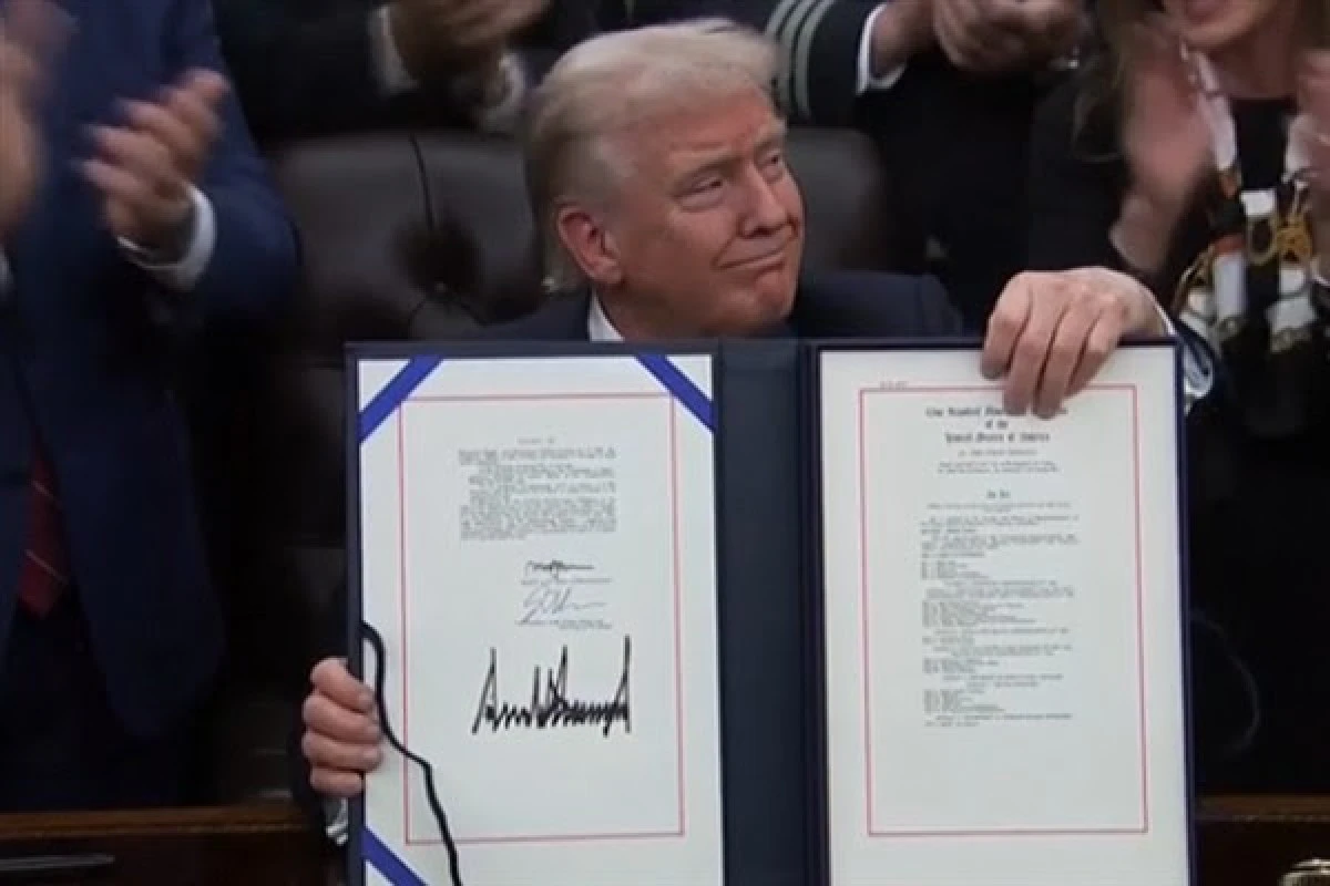 ABD Hükümeti Kapanmanın Ardından Yeniden Açıldı