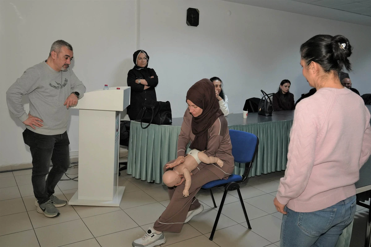 Acil Durumlara Hazırlık: Ke&ccedil;i&ouml;ren Belediyesi&rsquo;nde İlk Yardım Eğitimi