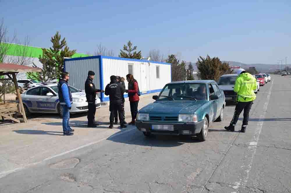 Afyonkarahisar'da 6 göçmen yakalandı 