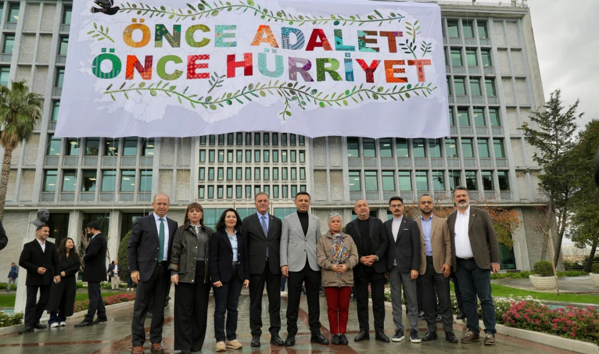 Aile Dayanışma Ağı'ndan Saraçhane'de Adalet Çığlığı: Kırkyama Harita Meclise Taşınıyor!