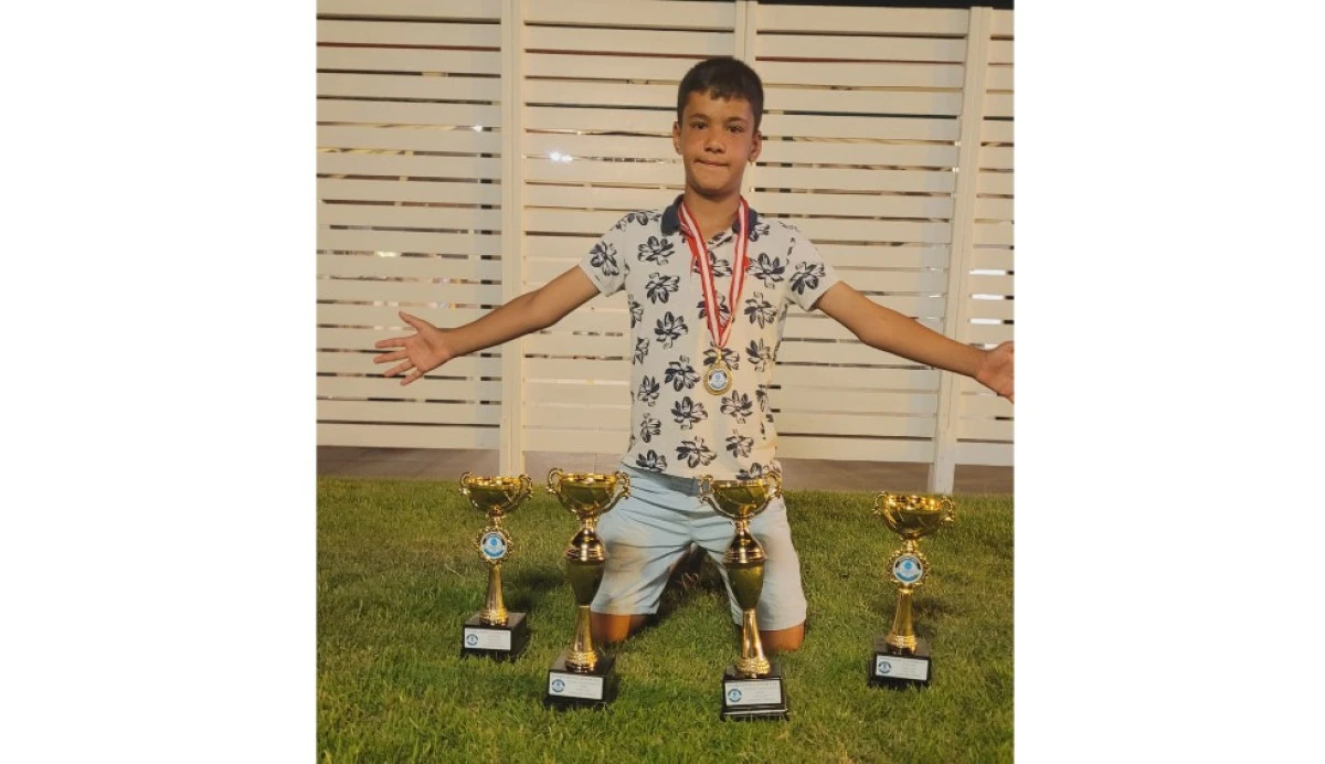 Altyapıdan Elit Lige: Esat Yıldırım Yıldız Kartallar&rsquo;a Transfer Oldu