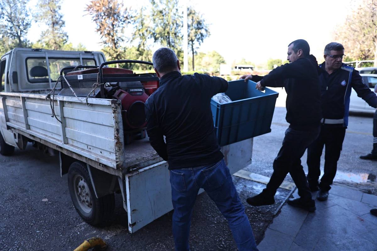 Antalya Otogarı’nda Soğuk Zincire Aykırı 275 Kg Et Ele Geçirildi