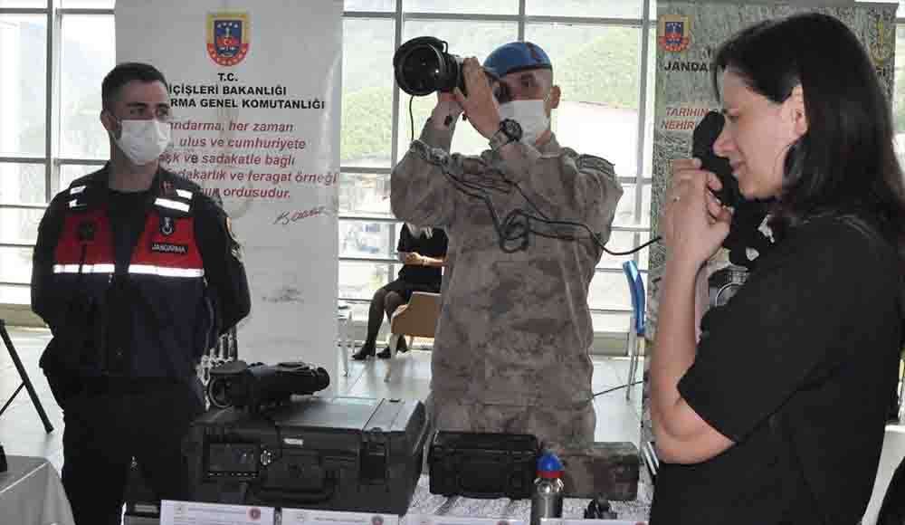 Artvin'de Milli Üretim Teknolojik Eser Maketleri sergisi açıldı