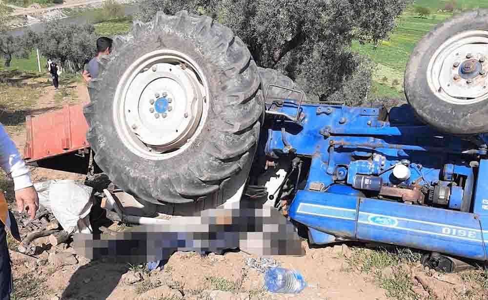 Aydın'da devrilen traktörün altında kalan çocuk hayatını kaybetti