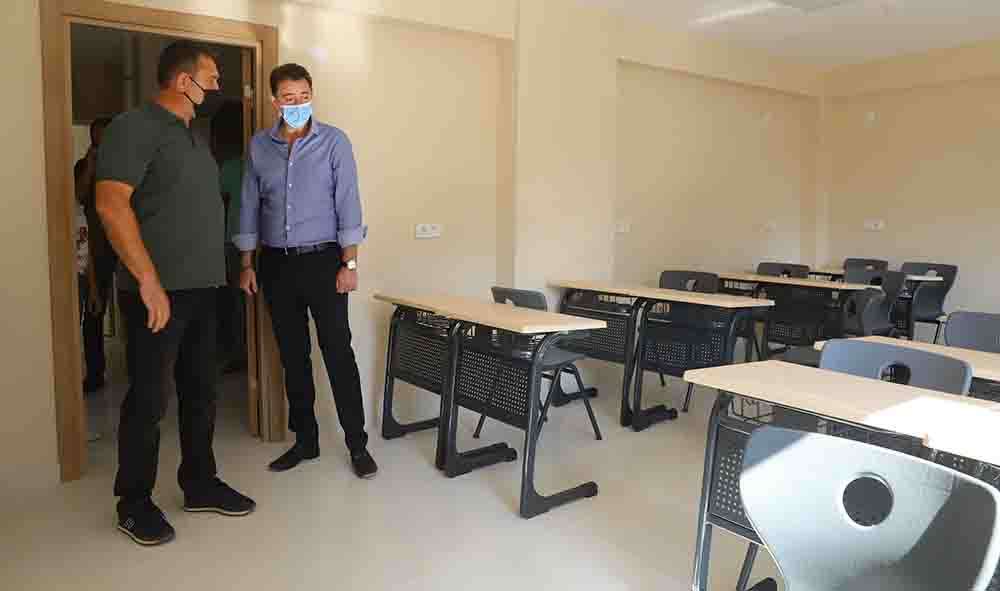 Bandırma Belediyesi'nin Destek Eğitim Kursu, yeni binasında eğitim veriyor 