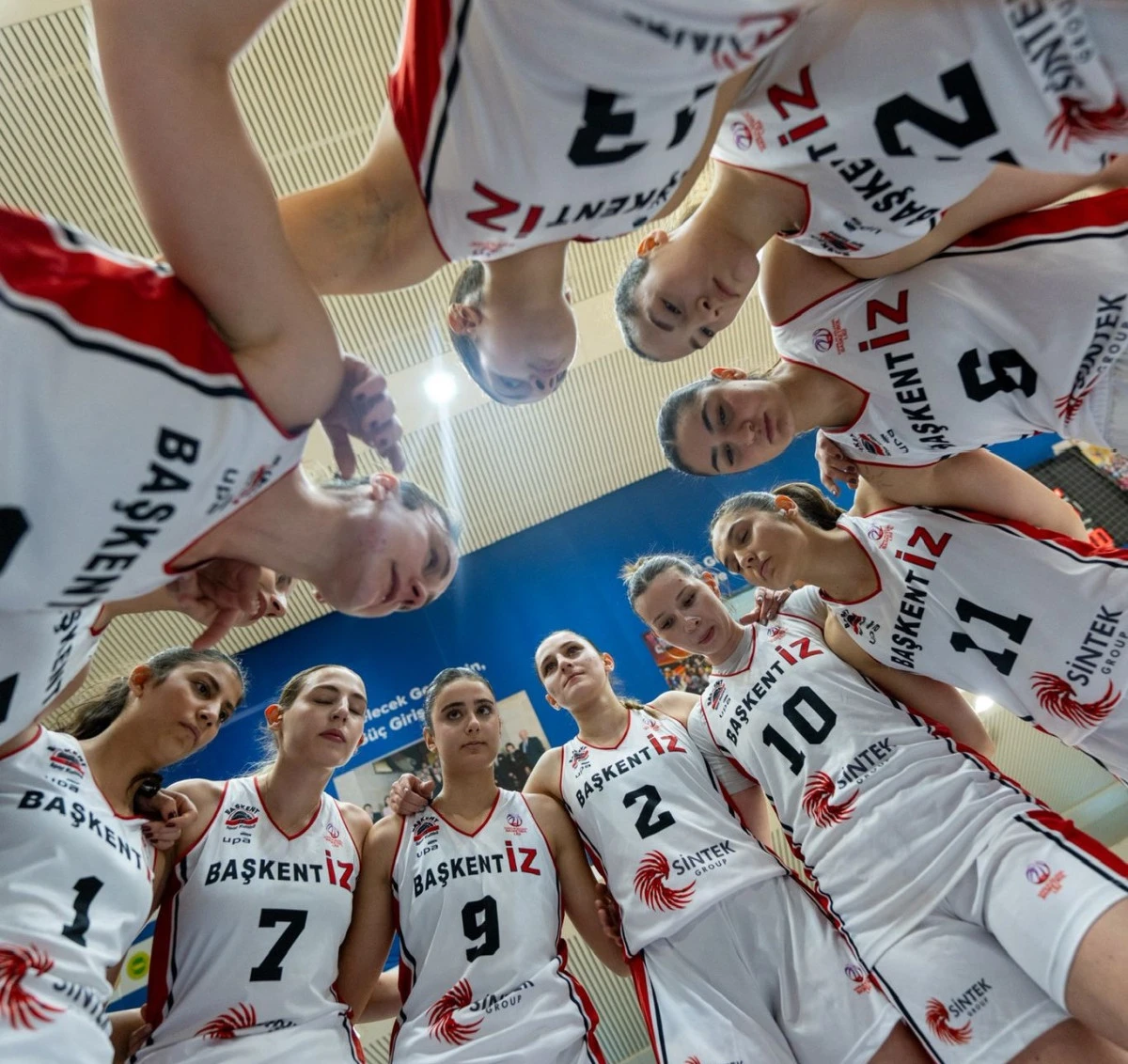 Başkent İz&rsquo;den Tarihi Başarı: Gen&ccedil; Kadro İlk Yılında &Ccedil;eyrek Finalde!