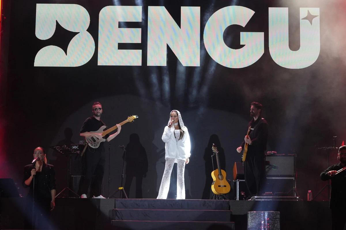 Beng&uuml; Diyarbakır&rsquo;ı Coşturdu: Nevruz Park&rsquo;ta Unutulmaz Festival Akşamı!