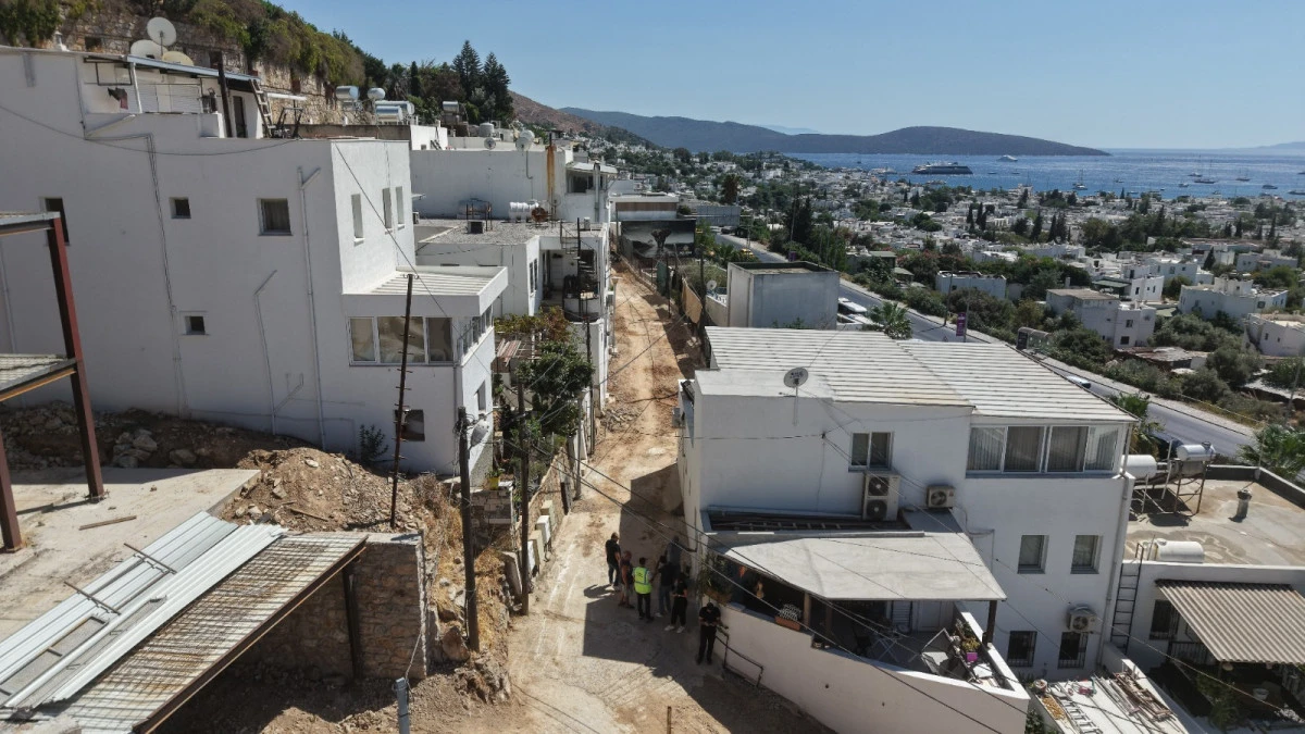 Bodrum Yokuşbaşı&rsquo;nda 50 Yıllık Su &Ccedil;ilesi Sona Erdi: MUSKİ Altyapıyı Baştan Aşağı Yeniledi!