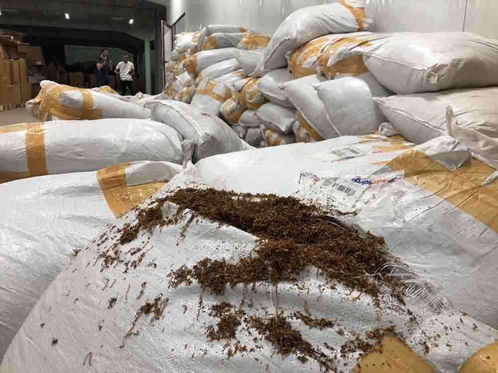 Bursa'da 50 milyon doldurulmuş makaron ele geçirildi