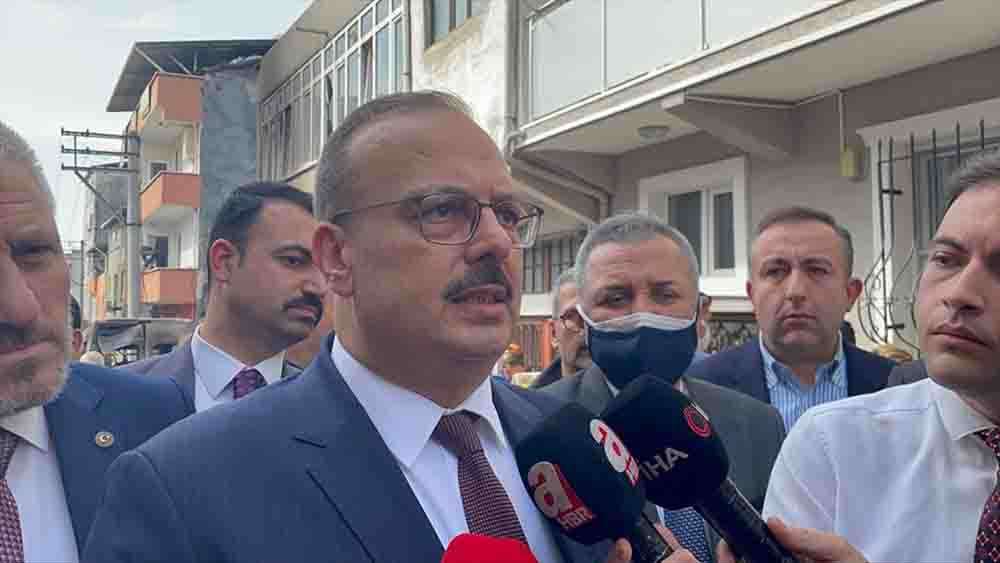 Bursa'da evlerin arasına düşen uçaktaki 2 pilot yaşamını yitirdi