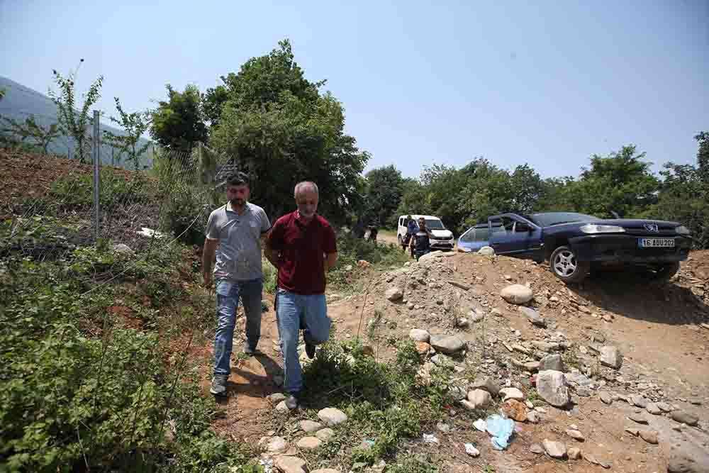 Bursa'da kovalamaca sırasında polise ateş açan 2 şüpheli yakalandı