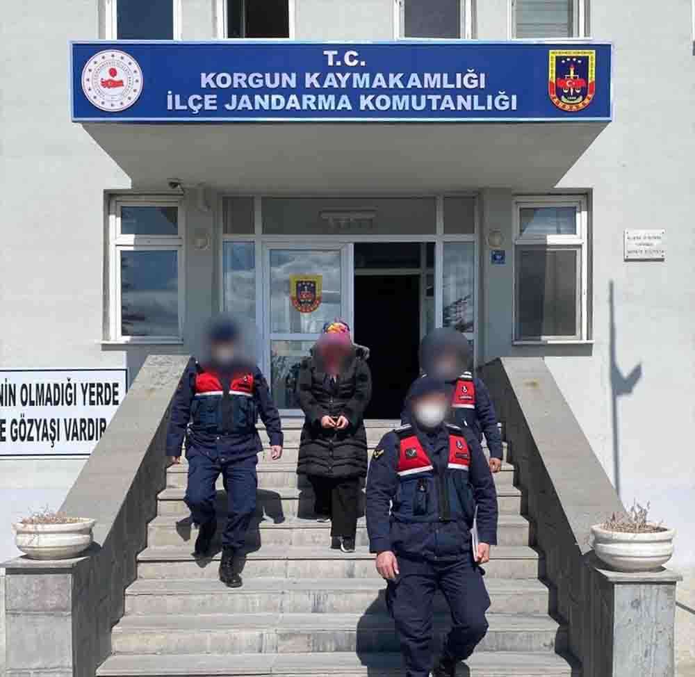  Çankırı'da kesinleşmiş hapis cezası bulunan 4 hükümlü yakalandı