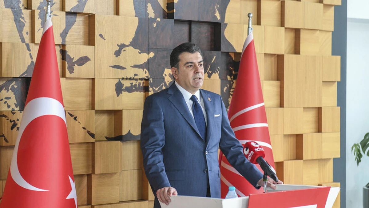 CHP S&ouml;zc&uuml;s&uuml; Zeynel Emre&rsquo;den Şeffaflık Resti: İddianıza G&uuml;veniyorsanız Kameraları Koyun!