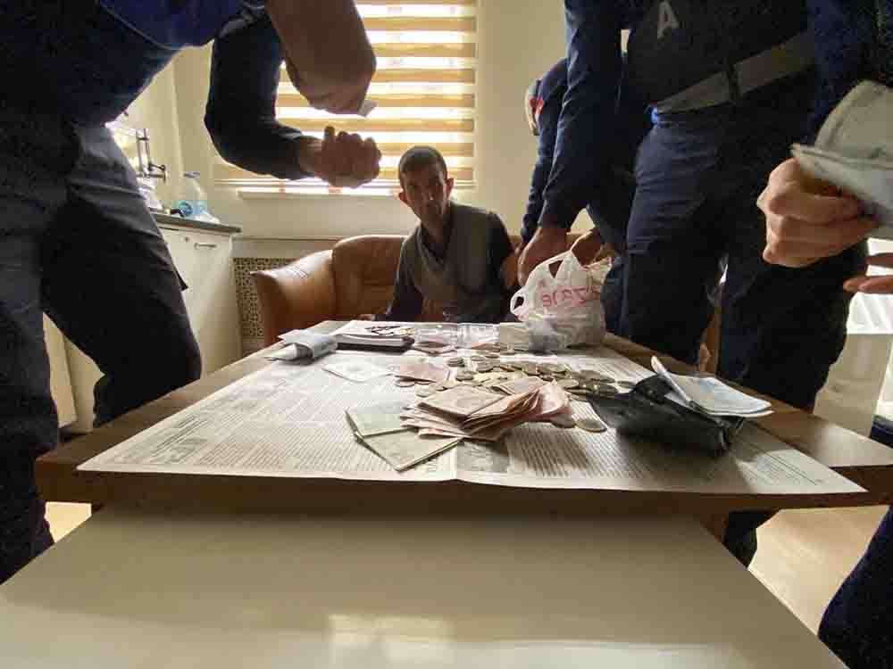 Çorum'da dilencinin üzerinden 1512 lira çıktı