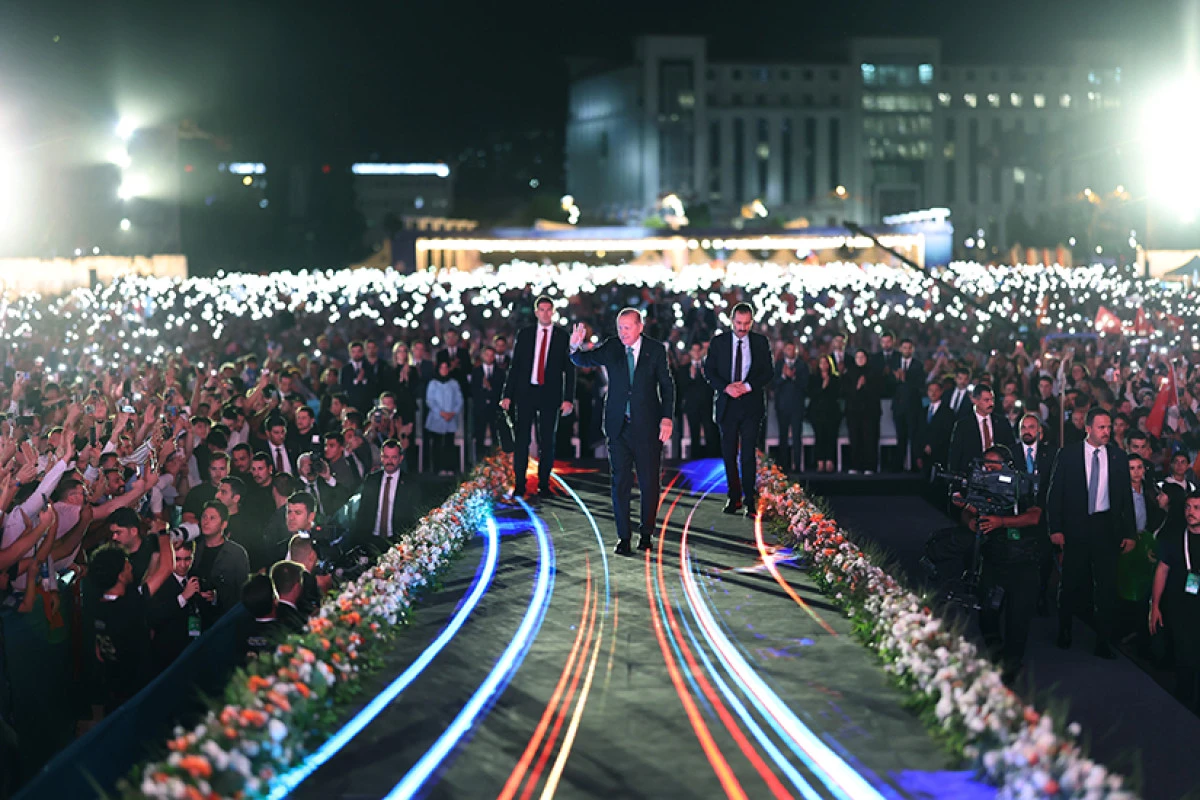 Cumhurbaşkanı Erdoğan, Millete Verdiğimiz S&ouml;zleri Tutmanın Gururuyla Buradayız