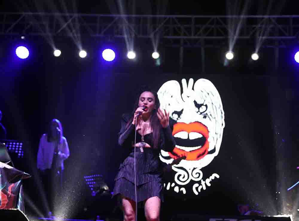 Didim VegFest'te Ceylan Ertem Rüzgarı 