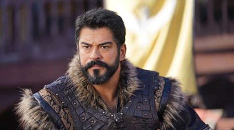 Dün Akşam Ekranlarda Reyting Savaşı: Osman Zirvede, Sandık Kokusu Düşüşte!