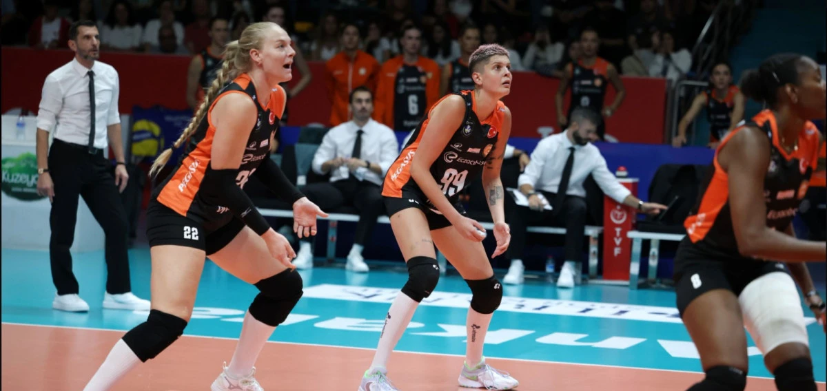 Eczacıbaşı Dynavit, VakıfBank’ı konuk etti 