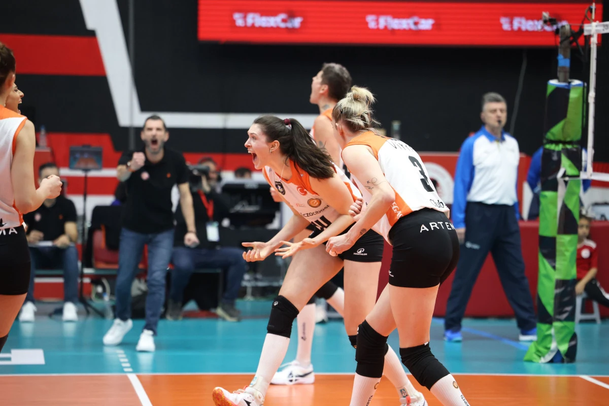 Eczacıbaşı Dynavit, Yunanistan deplasmanından 1 puanla döndü