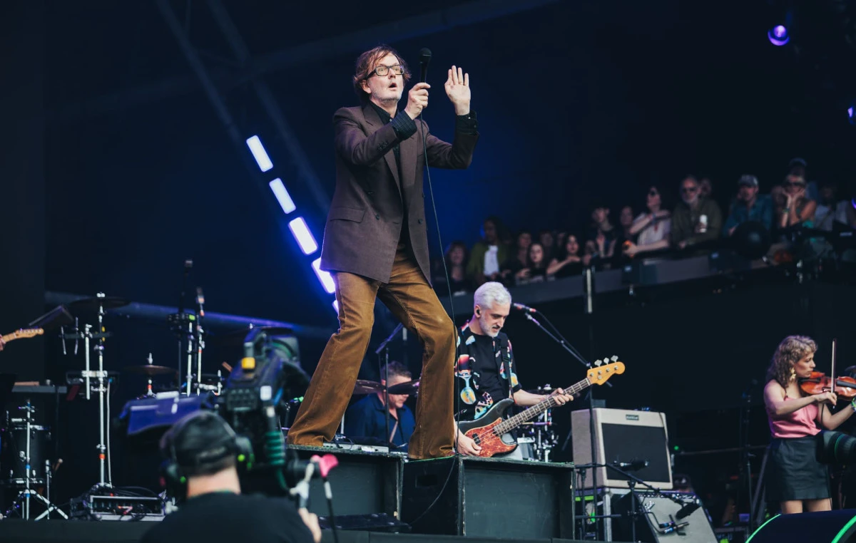 Efsanevi Britpop Grubu Pulp Ekranlara Geri D&ouml;n&uuml;yor: Yeni Konser Filmi M&uuml;jdesi!