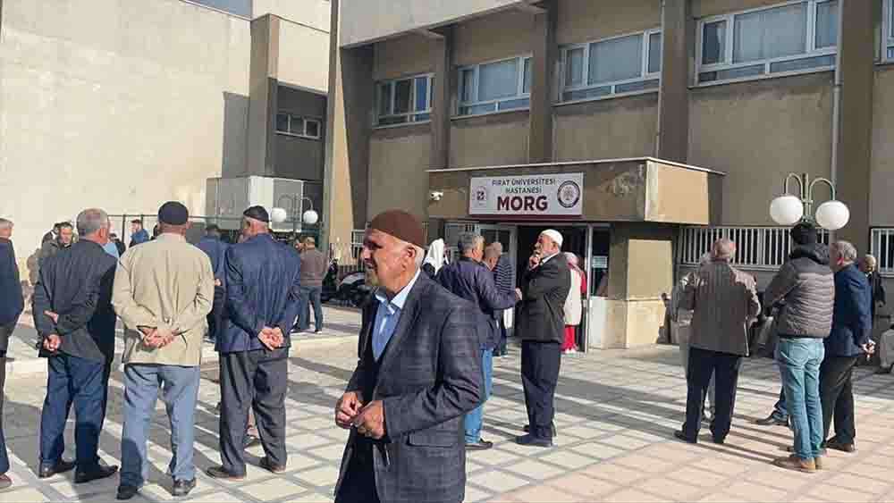 Elazığ'da silahlı kavgada köy muhtarı öldü, iki kişi yaralandı