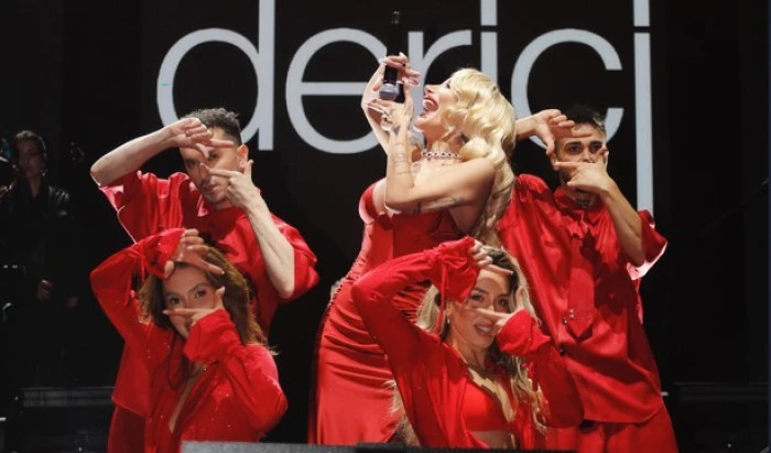 Enerjisi Bitmiyor: İrem Derici’den Peş Peşe Konser Maratonu!