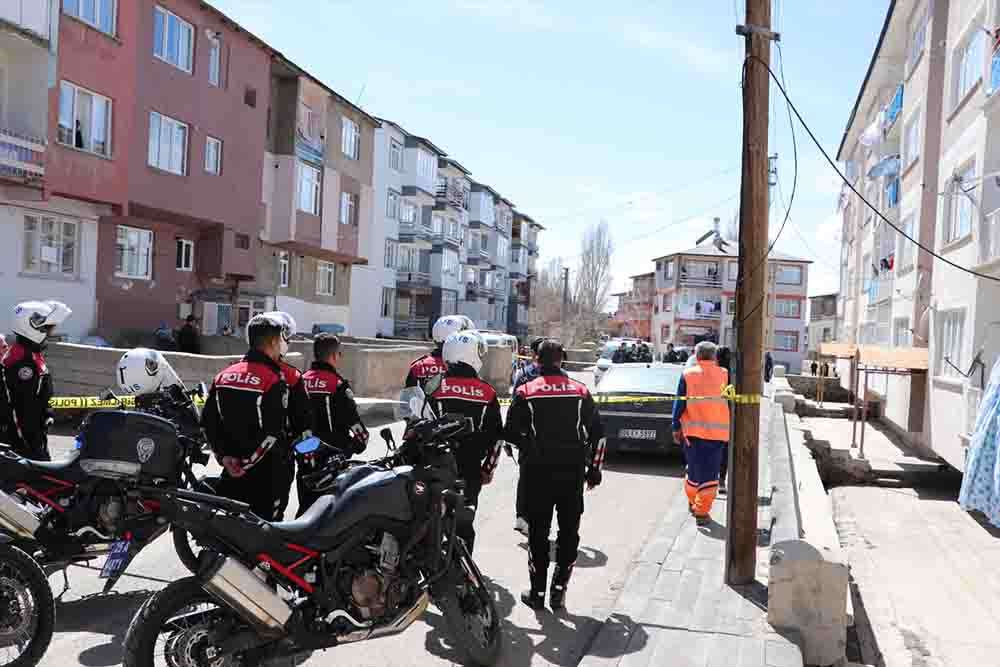 Erzurum'da silahlı kavgada iki kardeşten biri öldü diğeri ağır yaralandı