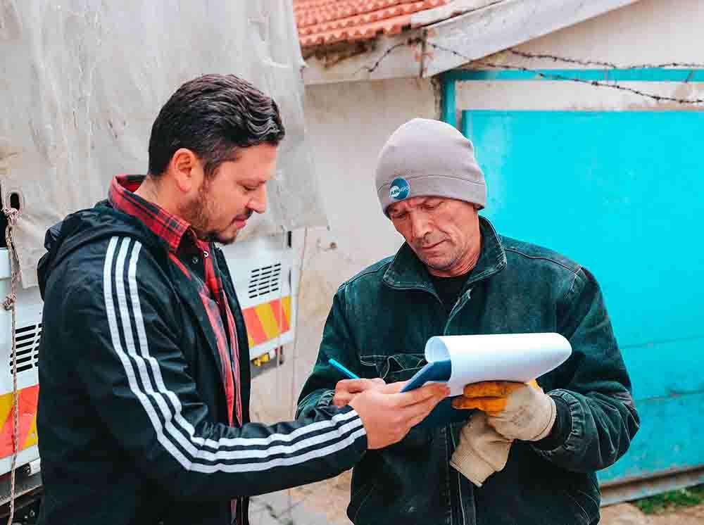 Eskişehir Büyükşehir Belediyesi Alpu’da da küçükbaş hayvan teslimleri düzenlendi. 