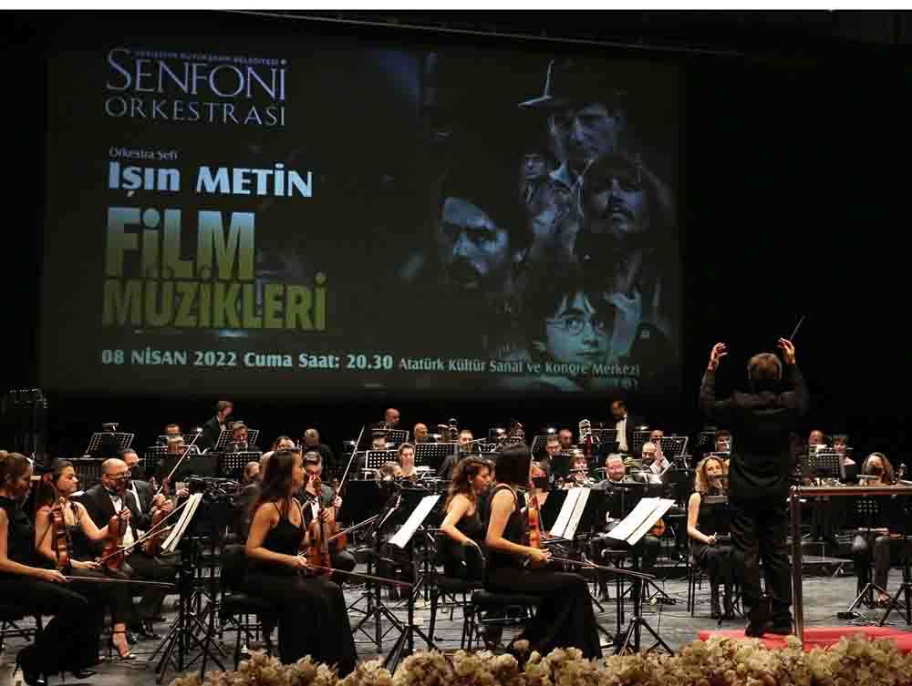 Eskişehir Büyükşehir Belediyesi Senfoni Orkestrası, Film Müzikleri Konseri verdi.