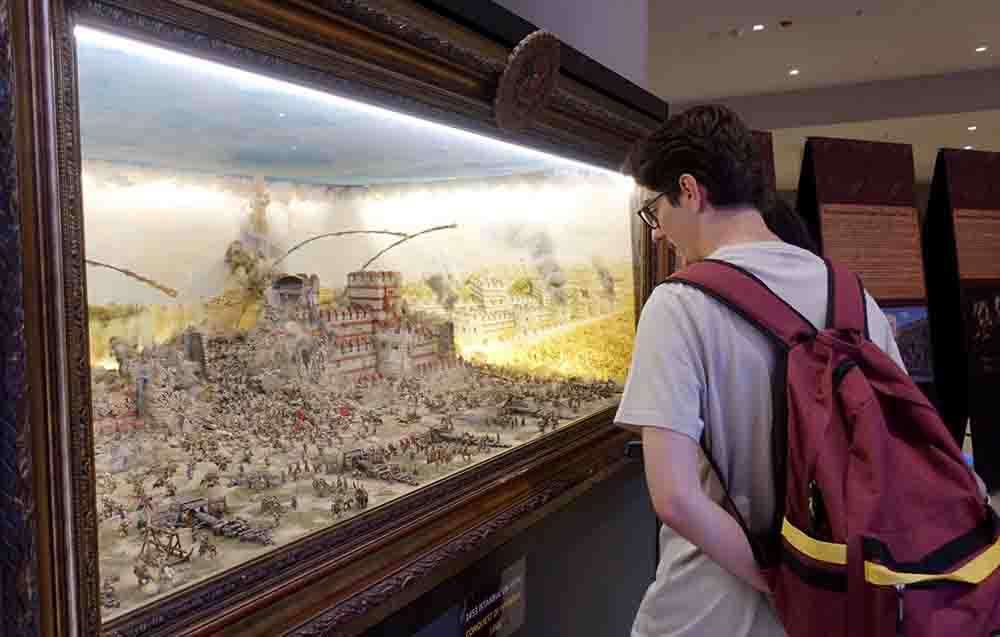 Fetih İstanbul Sergisi  AKM'de açıldı