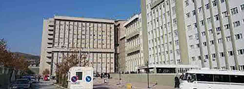 Fırat Üniversitesi Araştırma Hastanesi'nde  maske takması yönünde uyaran hemşireye tehdit ve şiddet iddası 