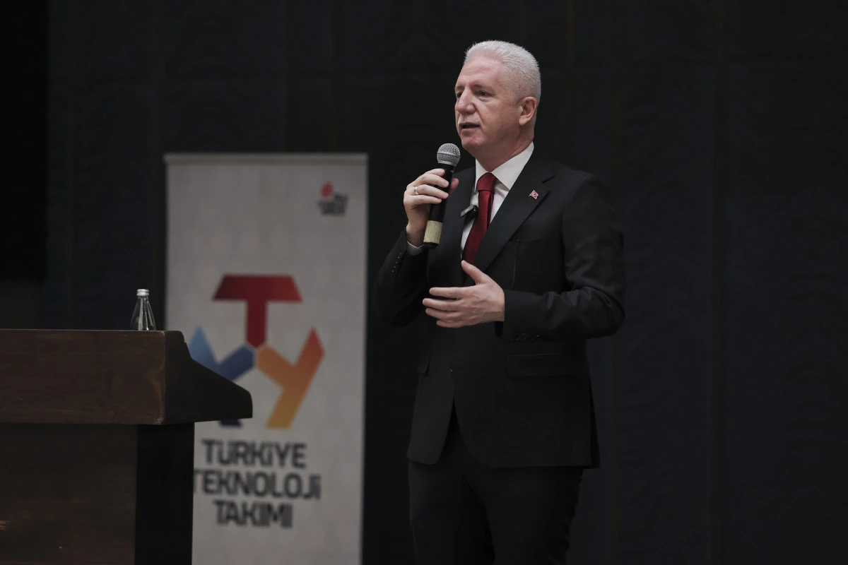 Gen&ccedil; Gelişim Akademisi&rsquo;nden B&uuml;y&uuml;k Final İdeathon İle Geleceğin Girişimcileri Sahneye &Ccedil;ıktı