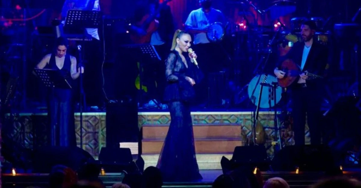 Gözyaşları ve Alkışlar Eşliğinde: Ziynet Sali'den Muazzez Abacı'ya 