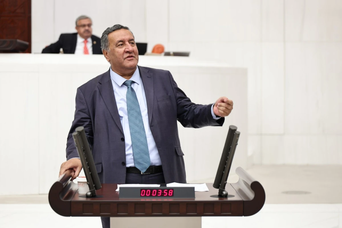 G&uuml;rer TBMM'de &Ccedil;ocukların Su&ccedil;a S&uuml;r&uuml;klenmesi Hukuki Değil Toplumsal Bir Sorundur!