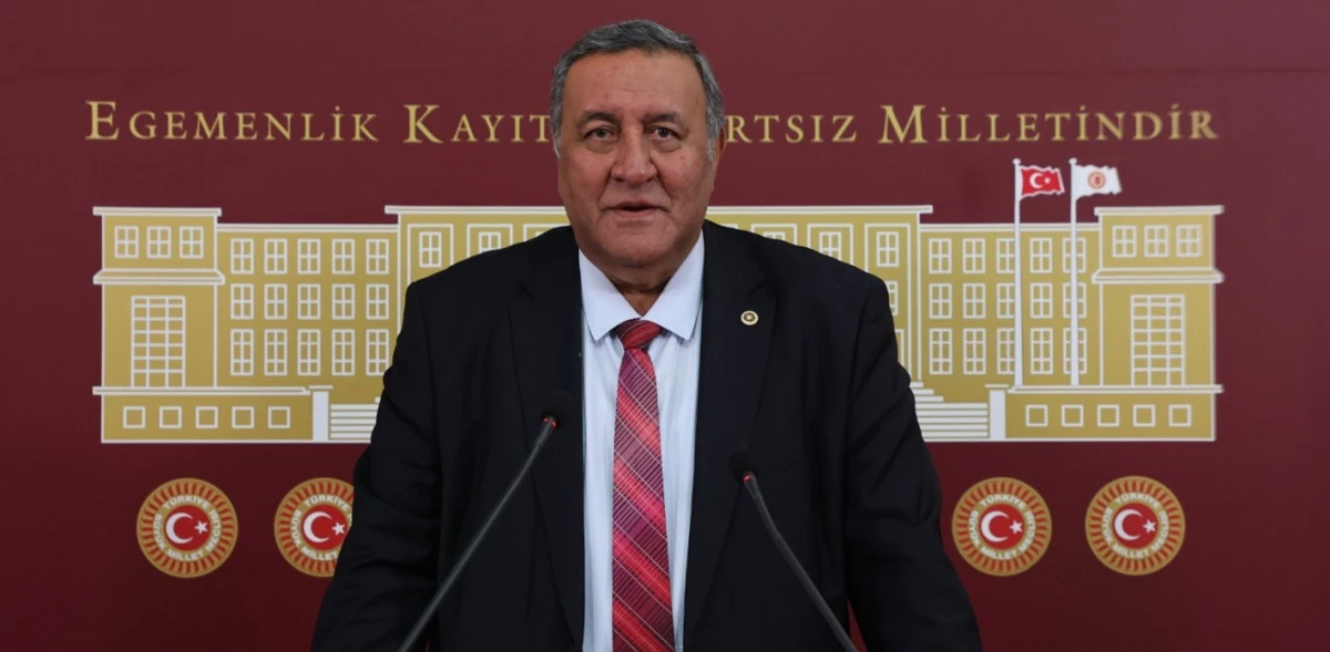 G&uuml;rer: Yeni dosyalarla 60 trakt&ouml;r, 5 bin 249 tarla, 7 besi damı, 352 bağ ve 24 tarım makinesi icradan satışa &ccedil;ıktı