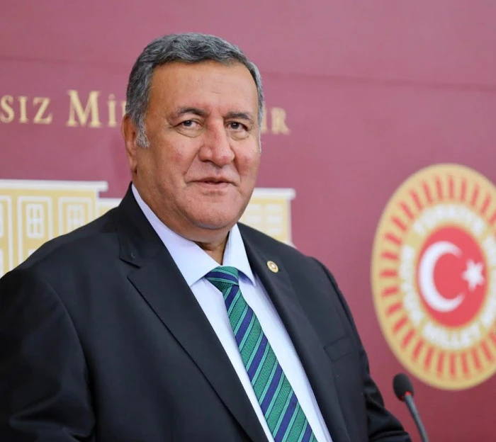 G&uuml;rer&rsquo;den H&uuml;k&uuml;mete Eleştiri, Zirai Don ve Kuraklıkta &Ccedil;ift&ccedil;i Yalnız Bırakıldı