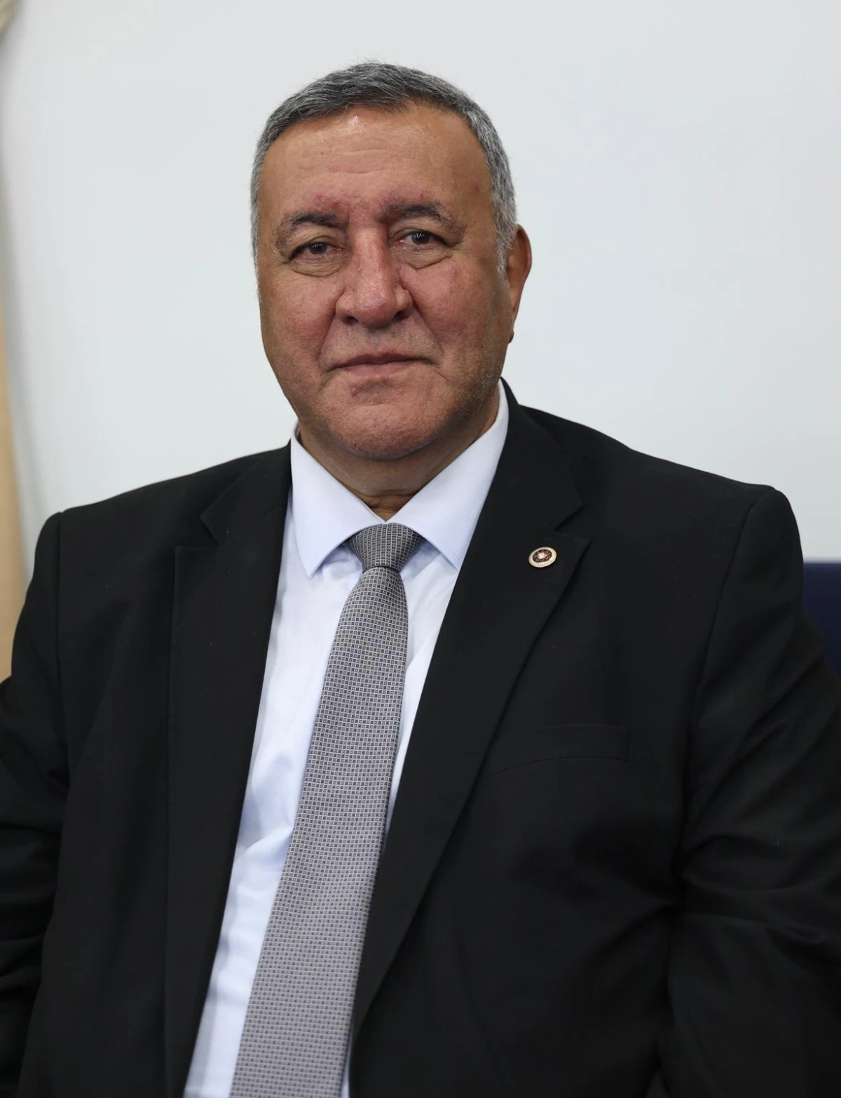 G&uuml;rer&rsquo;den TBMM&rsquo;ye Vergi Teklifi: &Ccedil;alışanın Maaşı Vergi Dilimine Kurban Edilmesin