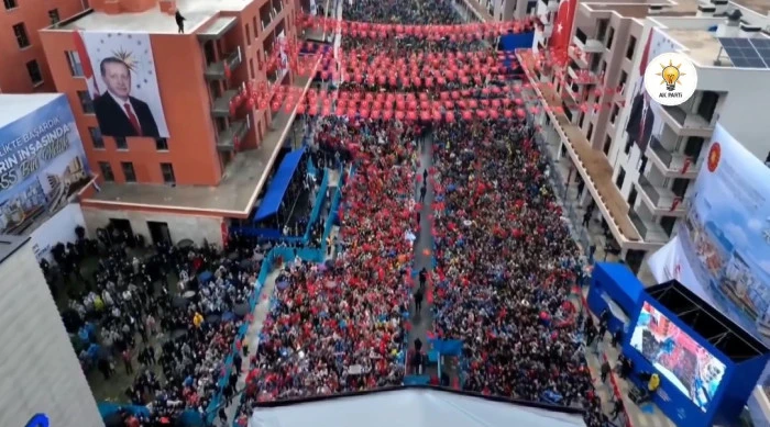 Hatay&rsquo;da Birlik Mesajı: Bah&ccedil;eli&rsquo;den 455 Bin Afet Konutu T&ouml;reninde G&uuml;&ccedil;l&uuml; Vurgular