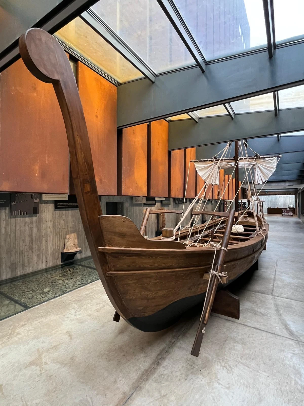 Homeros Destanlarından Troya M&uuml;zesi&rsquo;ne, Tarihi Gemi Yeniden Sularla Buluştu!