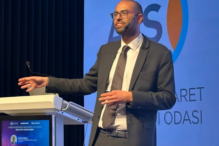 H&uuml;rm&uuml;z Boğazı Ablukada: 170&rsquo;ten Fazla Gemi Mahsur