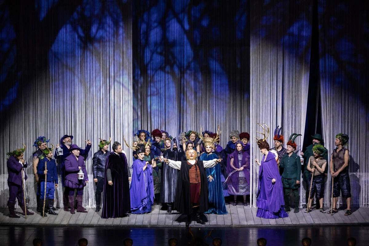 İki B&uuml;y&uuml;k Sahne Tek Sanat Tutkusu: İDOB AKM Ve S&uuml;reyya Opera Sahnesi'nde Seyirciyle Buluşuyor!