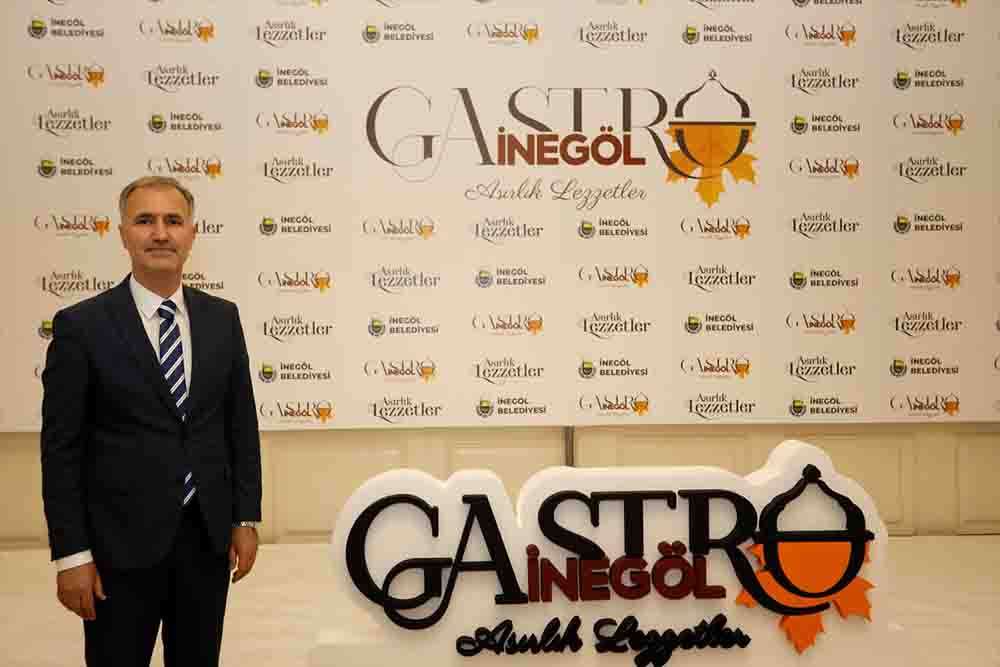 İnegöl'ün mutfak kültüründen 150'ye yakın damak tadı tanıtıldı