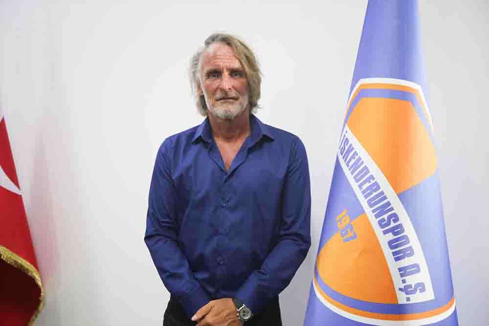 İskenderunspor, 2. Lig'e yükselme hayaline Riekerink öncülüğünde ulaştı: