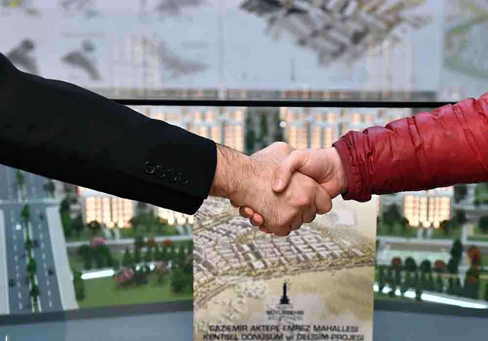 İzmir Büyükşehir Gaziemir Aktepe Emrez Kentsel Dönüşüm için ihaleye hazırlanıyor 