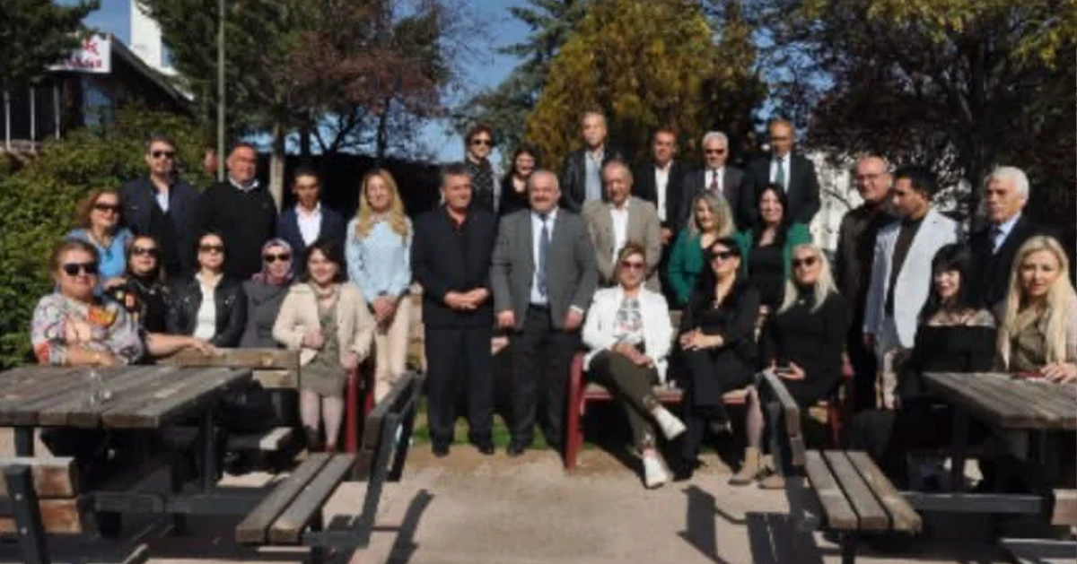 Kadim Dostlar Dayanışma Derneği’nden Kahvaltılı İstişare Toplantısı