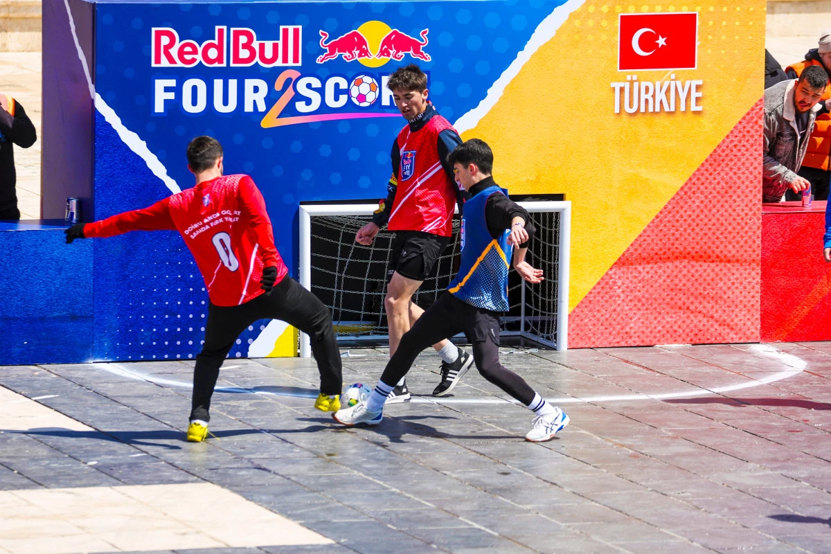 Kalecisiz Sahada Dünya Şampiyonu Aranıyor: 2.5 Üst FK’nın Rakibi 21 Ülke