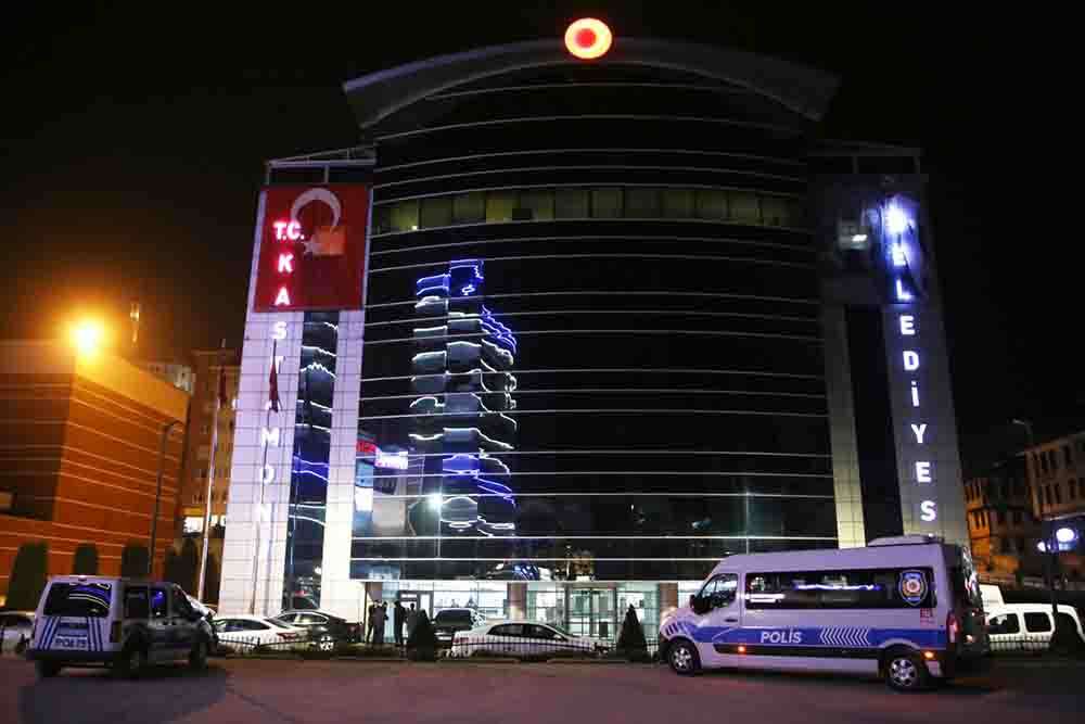 Kastamonu Belediyesinde tabancayla ateş 